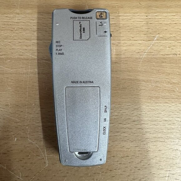 Philips 9300 Pocket Memo Digital Voice Recorder / Hand Held Dictaphone - Picture 2 of 6